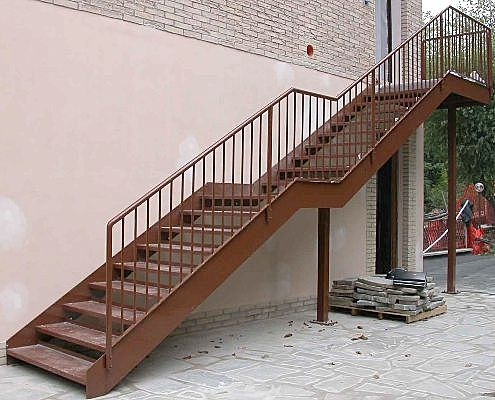 outdoor-staircase