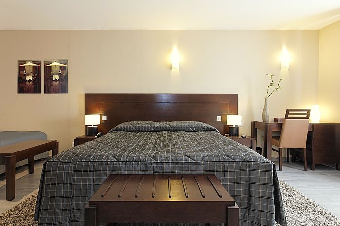 contemporary-headboard