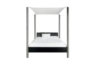 canopy-bed