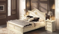 traditional double bed
