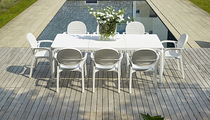 outdoor table