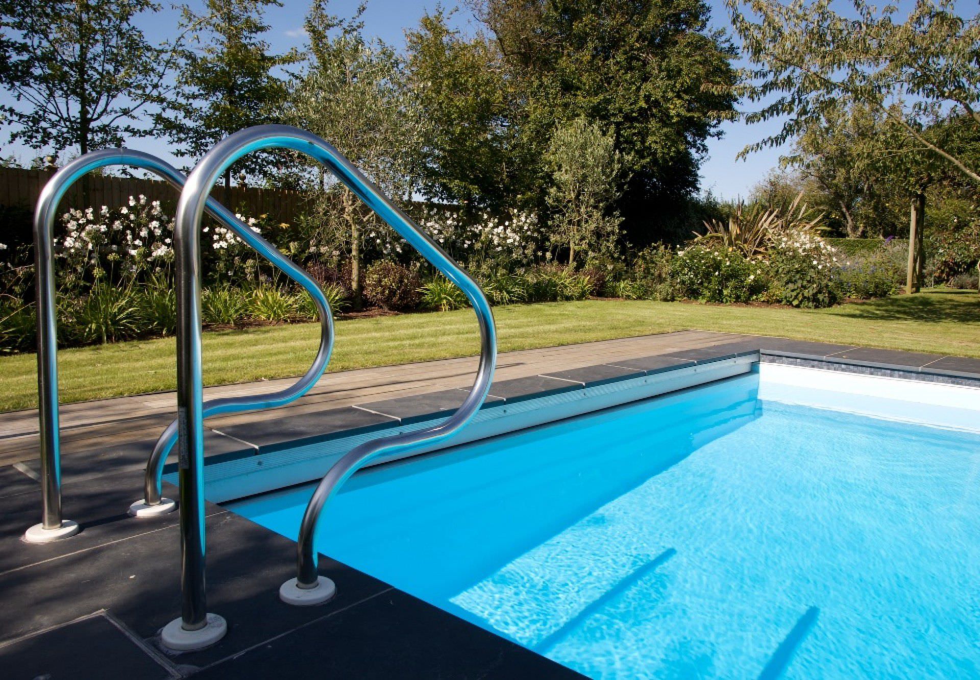 in ground swimming pool slate lap mosaic sussex guncast swimming pools - Outdoor Swimming Pool Designs in ground swimming pool slate lap mosaic sussex guncast swimming pools - Outdoor Swimming Pool Designs