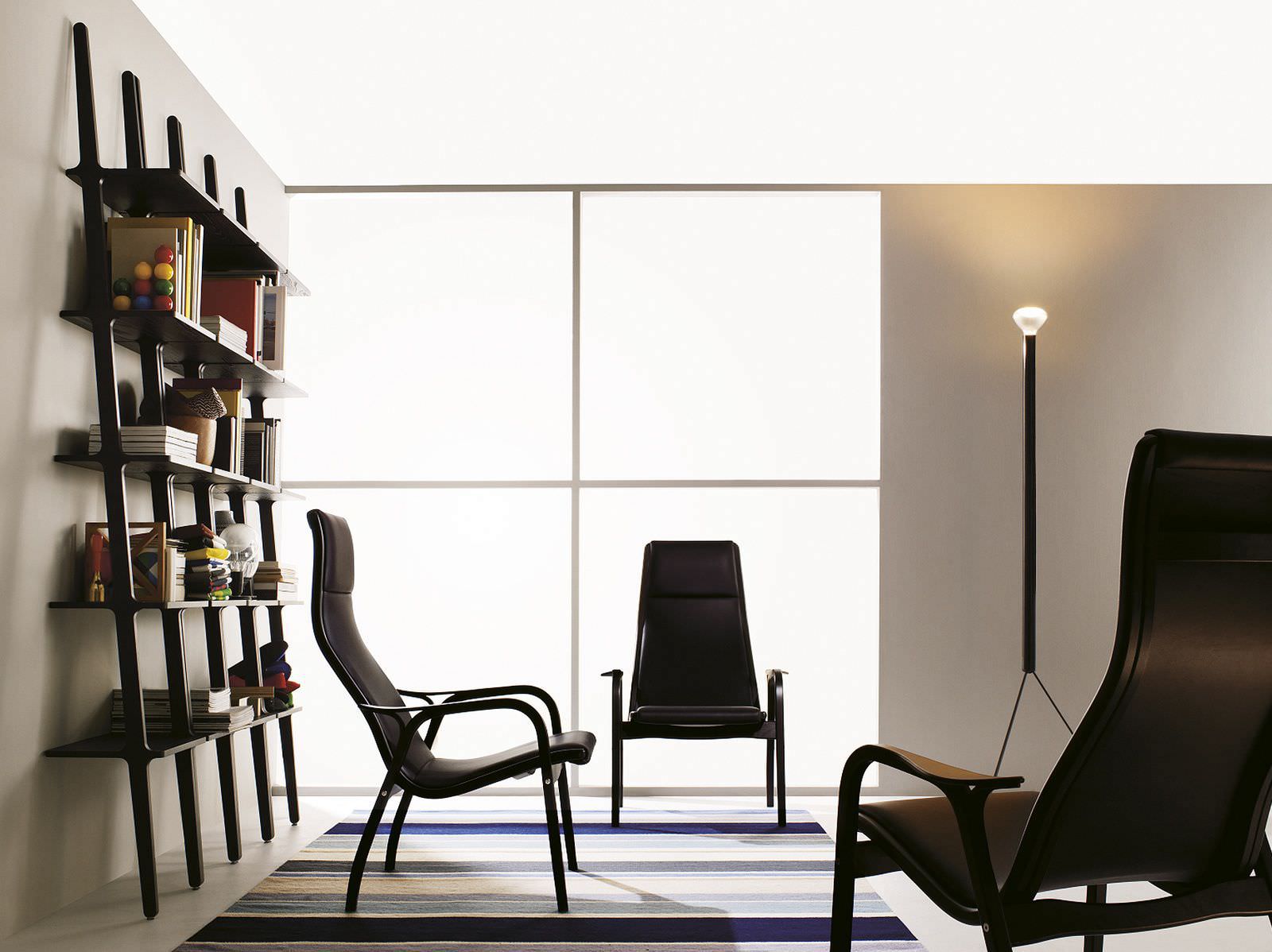 Scandinavian design armchair / with footrest / beech / oak ... Kreative ideer skråvæg