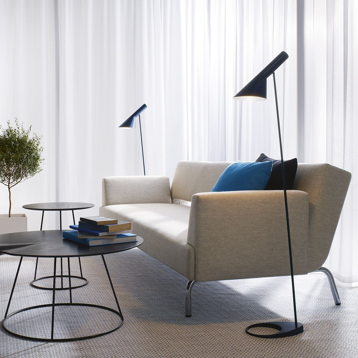 Sofa bed / contemporary / fabric / 3 seater just by lars ... Kreative ideer skråvæg