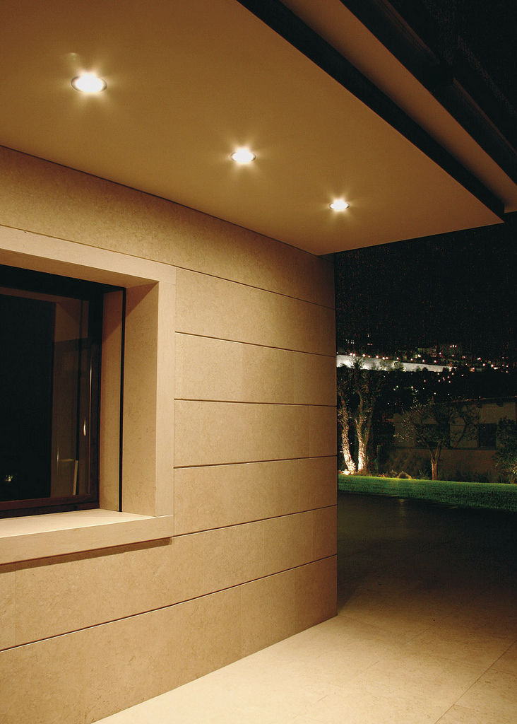 exterior recessed downlight