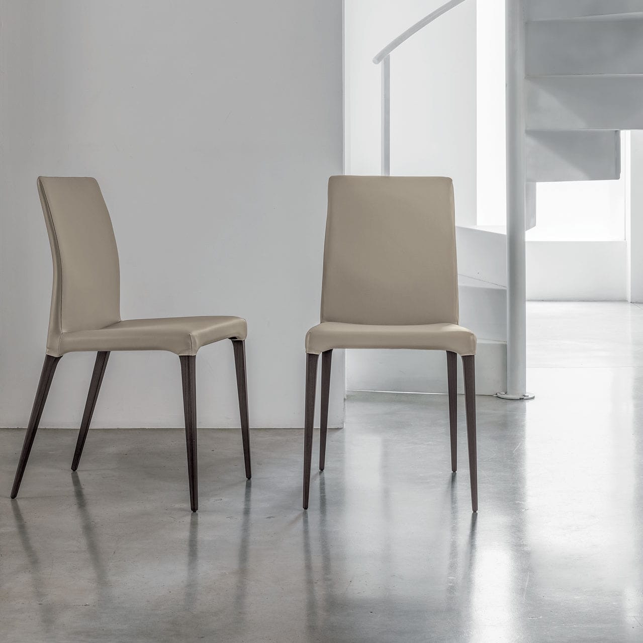 Contemporary Chair Fly TOMASELLA INDUSTRIA MOBILI Leather Oak