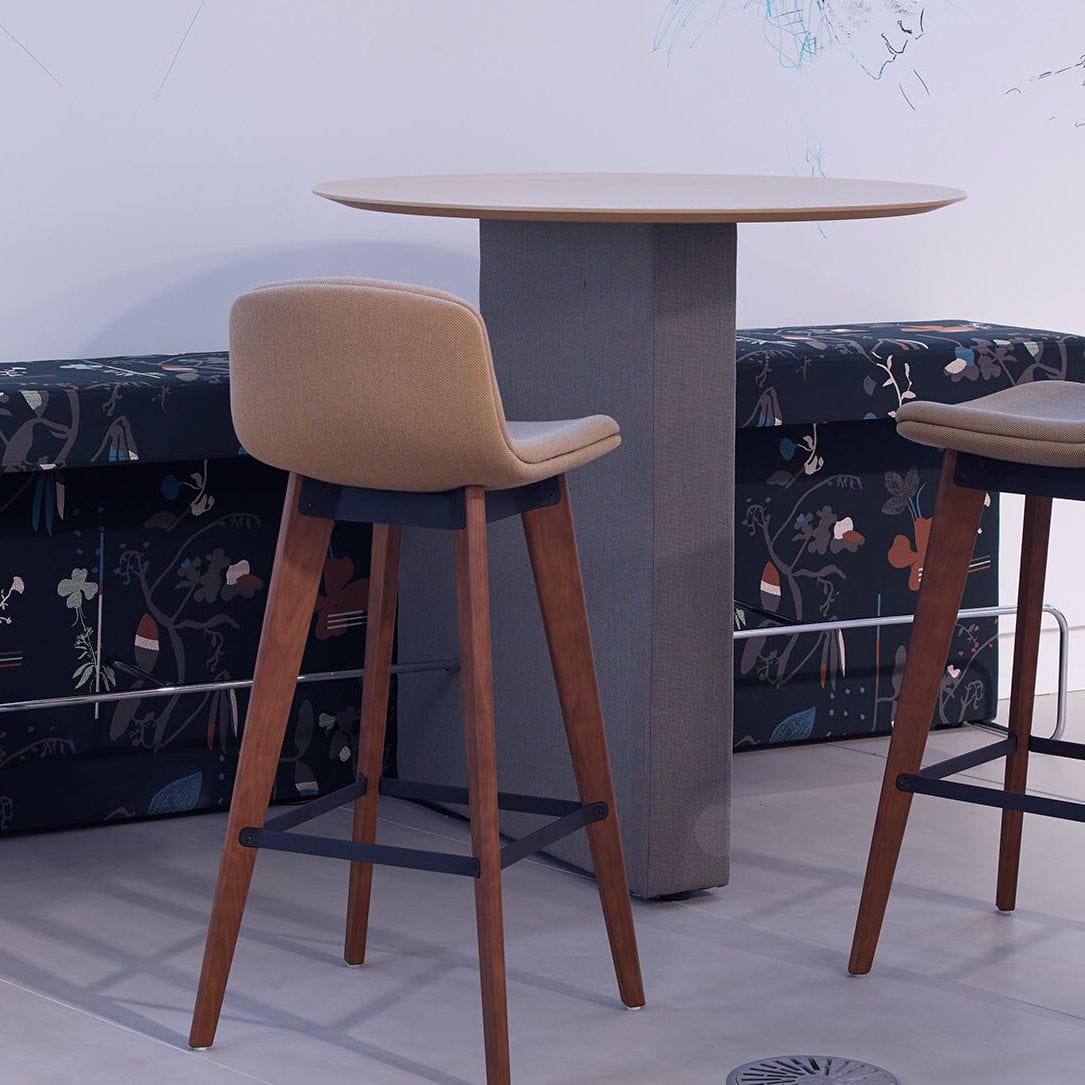 Contemporary High Bar Table Wooden Round Commercial Border Contemporary High Bar Table Wooden Round Commercial Border