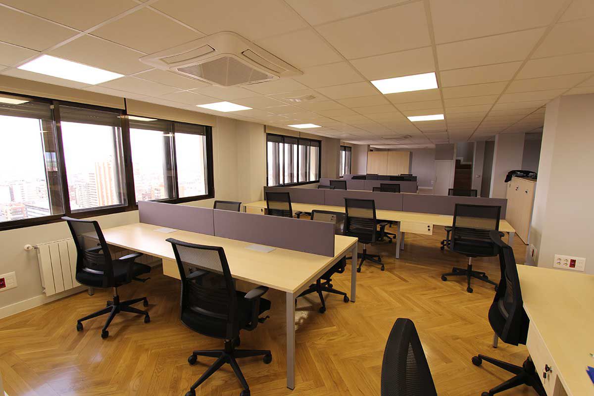 Workstation Desk Metal Contemporary Commercial Clic Dynamobel Workstation Desk Metal Contemporary Commercial
