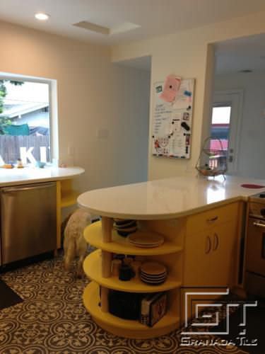 kitchen tile / floor / cement / victorian pattern - cluny-688 kitchen tile / floor / cement / victorian pattern - cluny-688
