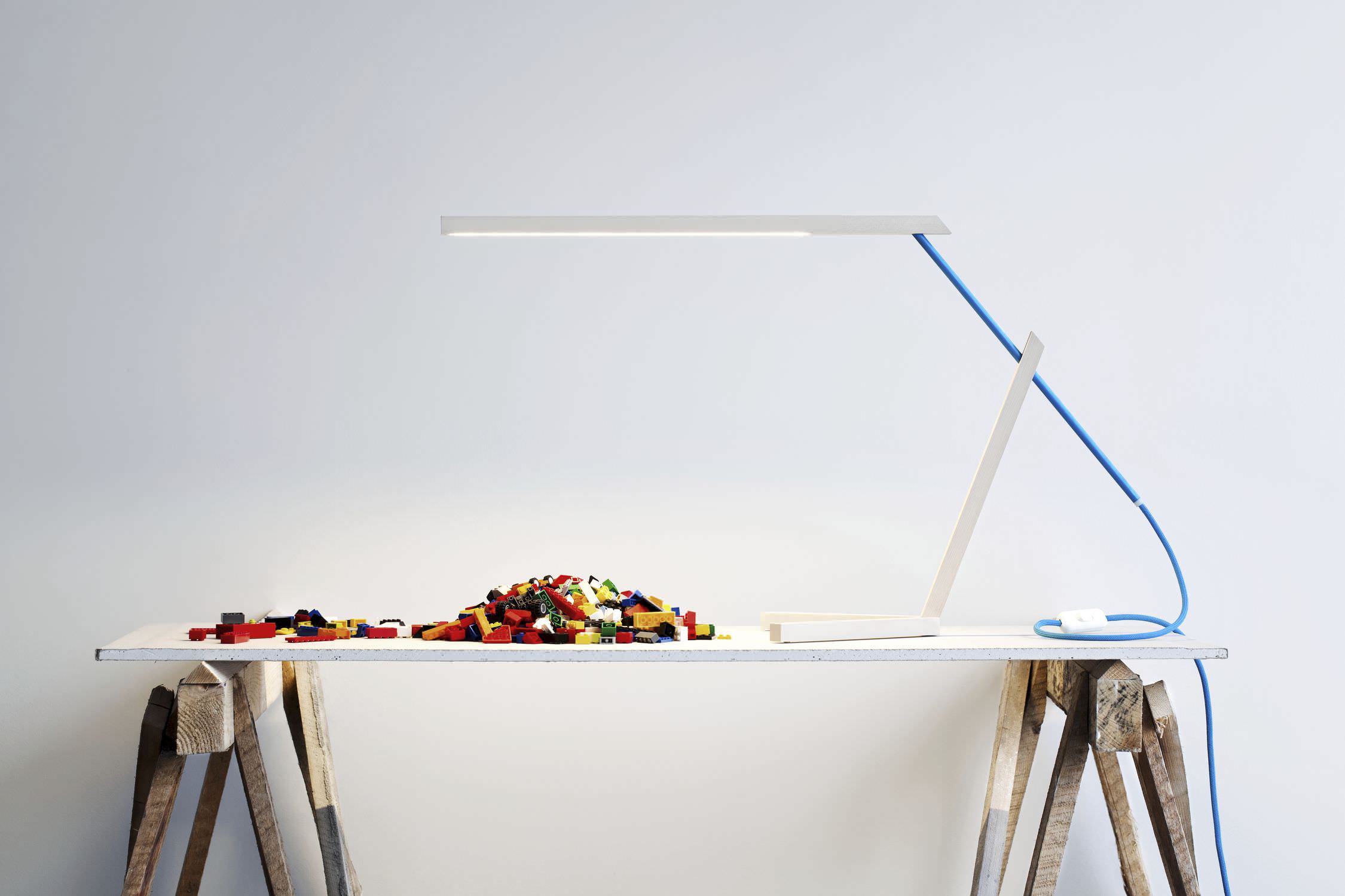 Desk Lamp Minimalist Design Aluminum Maple Mantis By Desk Lamp Minimalist Design Aluminum Maple