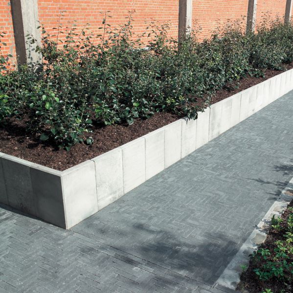 Solid Concrete Block For Retaining Walls Garden Enclosures Solid Concrete Block For Retaining Walls Garden Enclosures Stone Look