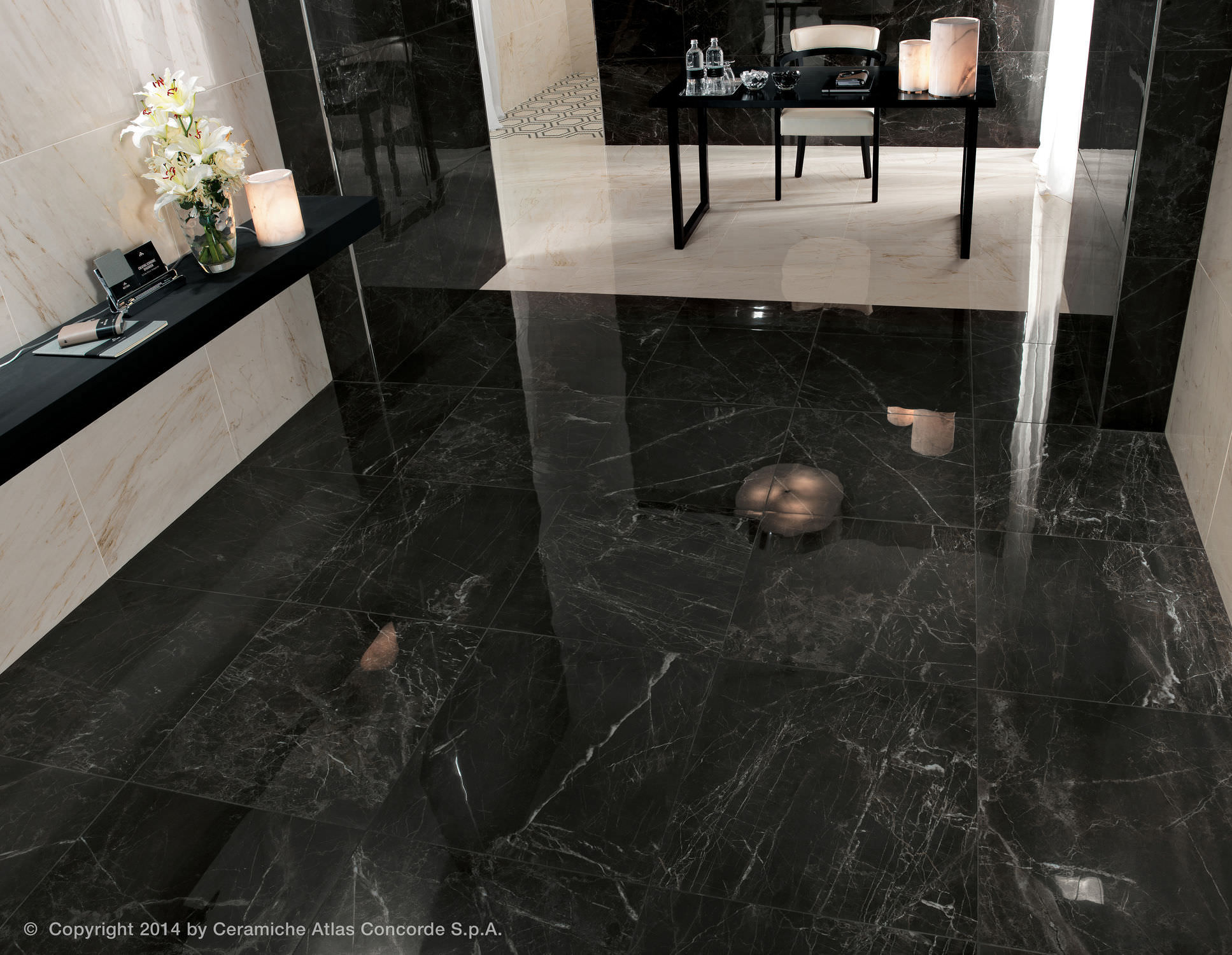 Carrelage marbre noir