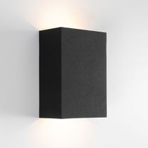 Contemporary wall light / metal / LED /...