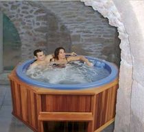 4 seater portable hot-tub COMETE SOMETHY