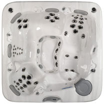 5 seater portable hot-tub 781 MAAX Spas