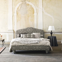Double bed / traditional / upholstered /...