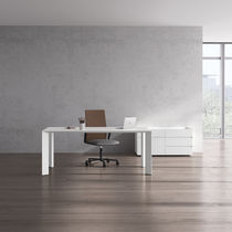 Executive desk / wood veneer / laminate...
