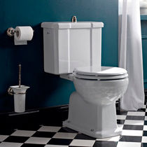 Monobloc toilet / ceramic