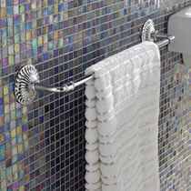 1-bar towel rack / wall-mounted / metal