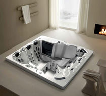 6 seater portable/built-in hot-tub MIAMI GRUPPO TREESSE