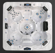 6 seater portable hot-tub DI770B Cal Spas