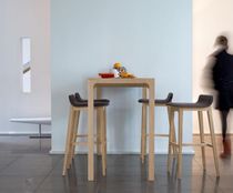Contemporary high bar table / oak / rectangular