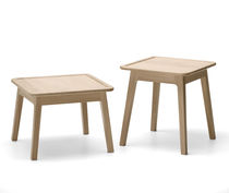 Contemporary coffee table / oak / square...