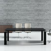Contemporary boardroom table / wooden /...