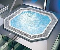 7 seater built-in overflow hot-tub MONTANA HOESCH Design