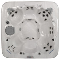 7 seater portable hot-tub 480 MAAX Spas