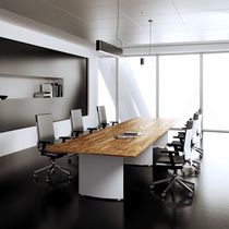 Contemporary boardroom table / wooden /...
