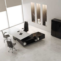 Executive desk / steel / laminate / contemporary