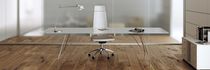 Executive desk / glass / contemporary /...