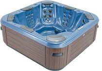 8 seater portable hot-tub 682 bullfrog spas