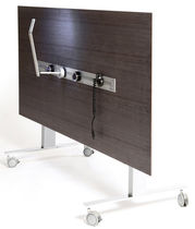 Contemporary boardroom table / wooden /...