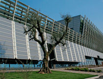 aluminium solar shading FRS ALUK GROUP