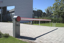automatic lifting barrier QIK DITEC italia
