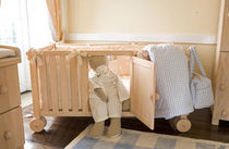baby bed with casters (unisex)  DADA-GUGU