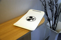 bed tray for hotel rooms ISMYN by Emmanuel Jacquet Chrysalide &eacute;dition