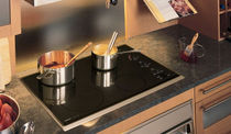 ceramic glass hob: induction 30" Wolf Appliance Company