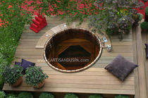 circular built-in hot-tub  INSPIRATION BOIS