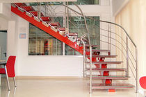 circular staircase with central stringer (metal frame and glass steps)  Glass Expert GmbH
