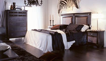 classic style bed-side table VOYAGE SELVA