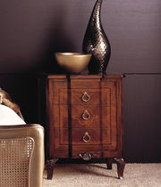 classic style bed-side table 800 : 2001 MEDEA