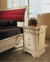 classic style bed-side table VINTAGE Stilema
