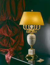 classic style bronze table lamp ULMUS LAUDARTE srl