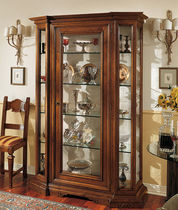 classic style display case ARTI BASSANESI : 608 Visentin Giovanni