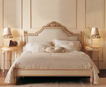 classic style double bed PARISIENNE GIUSTI PORTOS