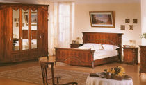 classic style double bed "96" Cugini Marzorati snc