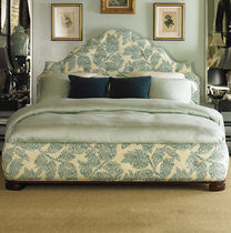classic style double bed OSCAR DE LA RENTA CENTURY FURNITURE